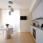 The Garden Premium - Large Windows - 3min Walk To Bernina Express & Station Tirano