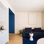 The Garden Premium - Large Windows - 3min Walk To Bernina Express & Station Apartman *