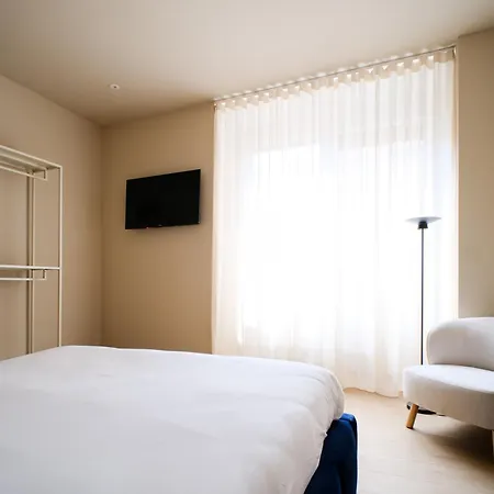 The Garden Premium - Large Windows - 3min Walk To Bernina Express & Station Tirano
